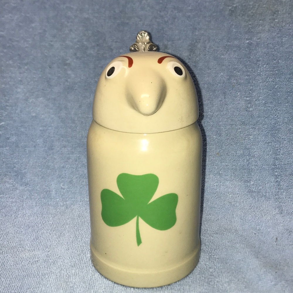 Vintage Schultz & Dooley Lidded Stein WEBCO Ceramarte Irish Shamrock. W. Germany